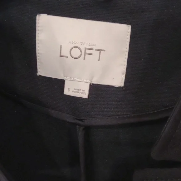 Ann Taylor Loft Small 2-button Blazer black VGC - Picture 3 of 13